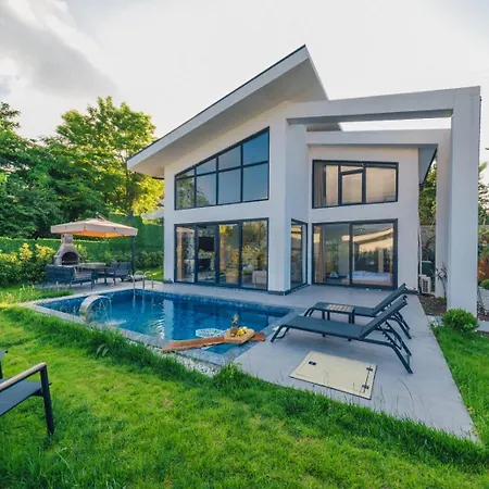 Villa Nish Vadi *
