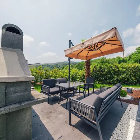 Villa Nish Vadi *